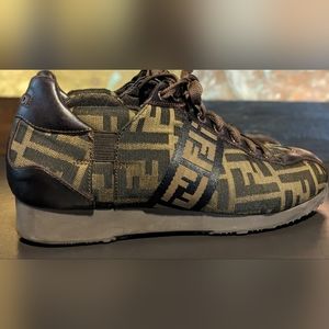 Authentic Fendi Zucca Canvas Monogram Women's Sneakers Shoes Size 39 / US 9